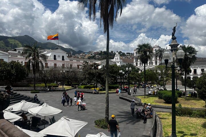 Quito in a Day: Private Andean City Tour with Teleférico, Equator Line & Pululahua photo 2