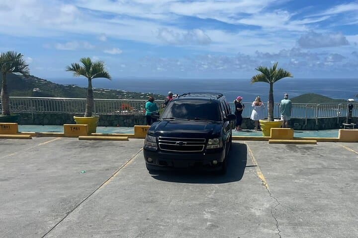 Private St. Thomas Airport Transfer to Charlotte Amalie — Seamless One-Way Ride photo 3