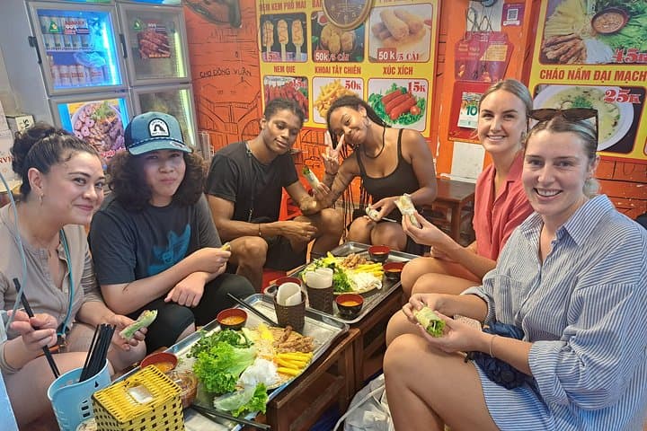 Hanoi Street Food Tour with Local Guide — Best Eats in the Old Quarter photo 1