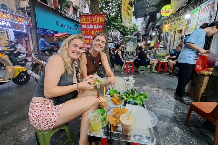 Hanoi Street Food Tour with Local Guide — Best Eats in the Old Quarter photo 3