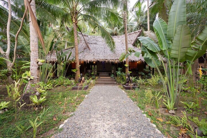 Luxury 3-Day Island Escape to Flower Island Resort with Scenic Seaplane Transfer photo 4