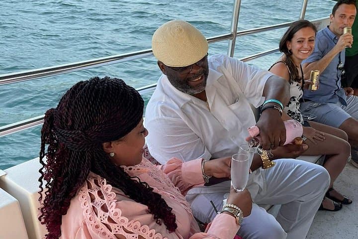 San Juan Sunset Harbor Ride: Pontoon Cruise Past El Morro & Old San Juan photo 4