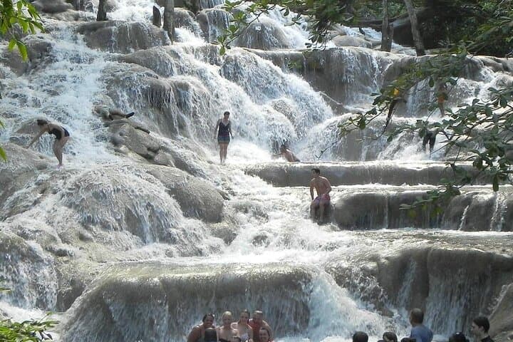 Private Blue Hole and Dunn's River Falls — Ocho Rios Waterfall Adventure photo 2