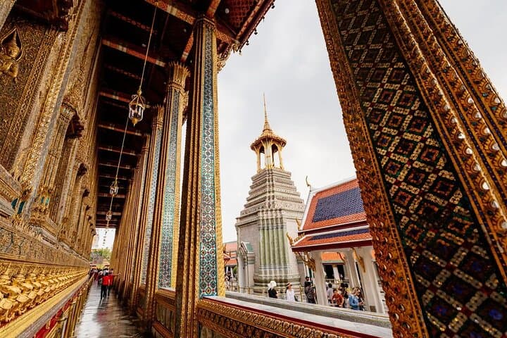 Grand Palace & Emerald Buddha Guided Tour — Half-Day Cultural Walk in Bangkok photo 5