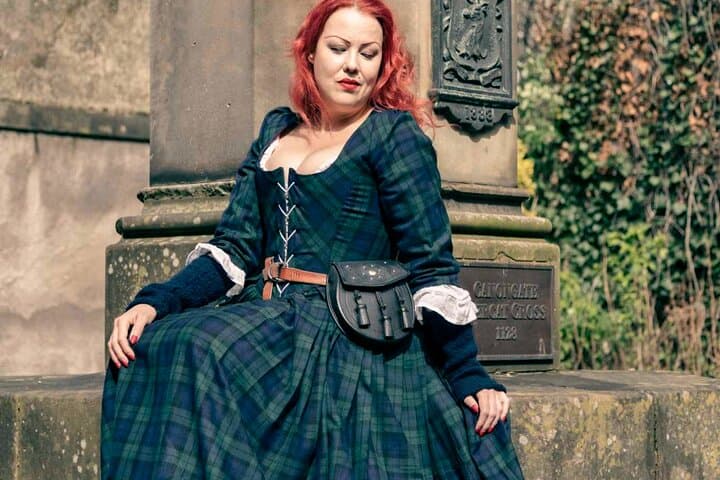 Edinburgh Old Town 2-Hour Historical Walking Tour — Royal Mile Highlights