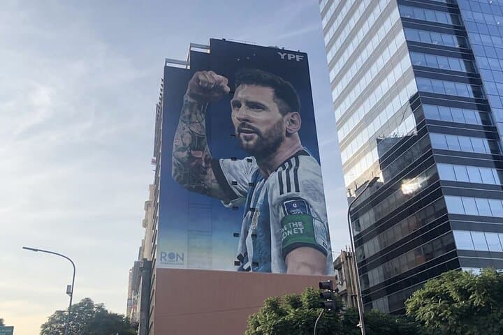 Buenos Aires Football Graffiti Tour: Messi, Maradona & Street Art in San Telmo, La Paternal and Palermo photo 2