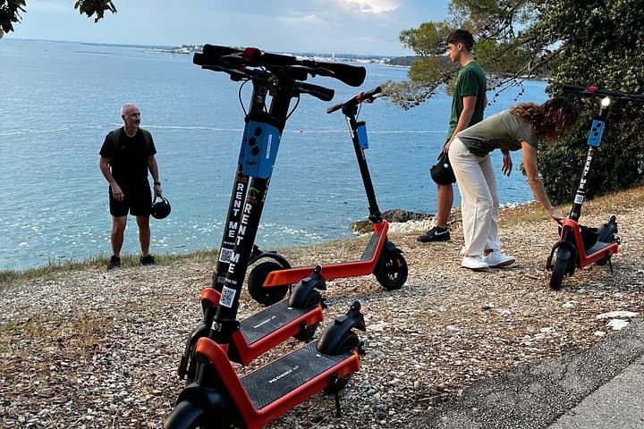 Poreč to Zelena Laguna: Private Guided E‑Scooter Tour Along the Istrian Coast photo 2