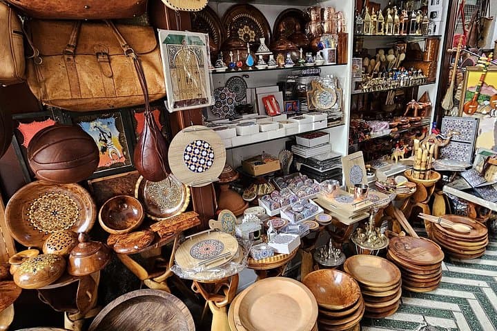Casablanca Essentials: Hassan II Mosque, Rick's Café & Old Souks Private City Tour photo 4