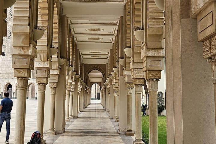 Casablanca Essentials: Hassan II Mosque, Rick's Café & Old Souks Private City Tour photo 6