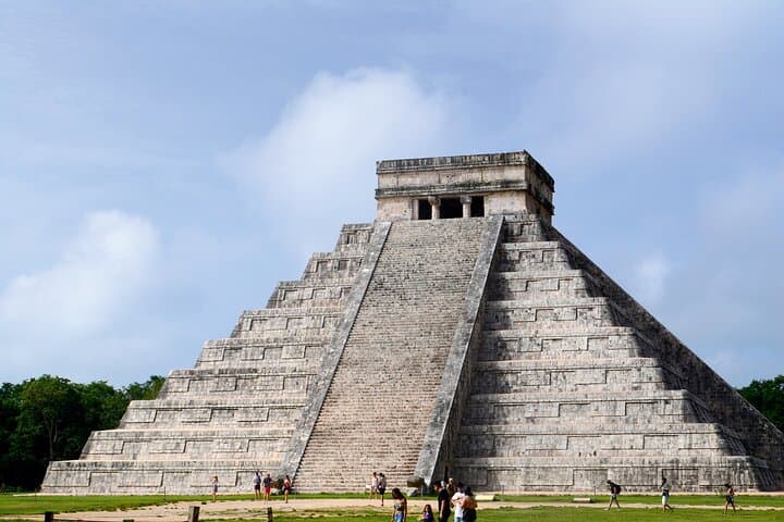 Chichen Itza, Valladolid & Cenote Xux Ha — Private Day Tour from the Riviera Maya