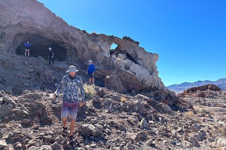 Boulder Islands Kayak, SUP & Hydrobike Tour on Lake Mead photo 5