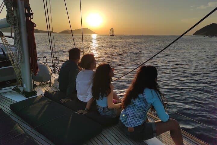 Private Sunset Cruise to Klima Village, Milos — 2-Hour Romantic Aegean Evening