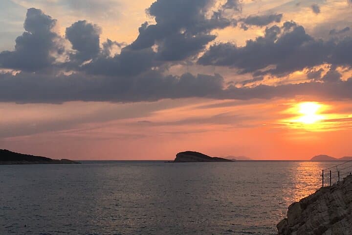 Private Sunset Boat Drive Around Cavtat: Mrkan, Bobara & Supetar photo 3