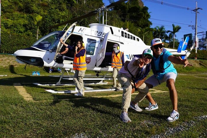 Guatapé Private Tour & Helicopter Ride — Climb El Peñol and Fly Over the Reservoir photo 3