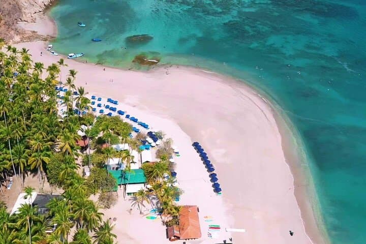 Tortuga Island Day Trip with Snorkeling from Puntarenas