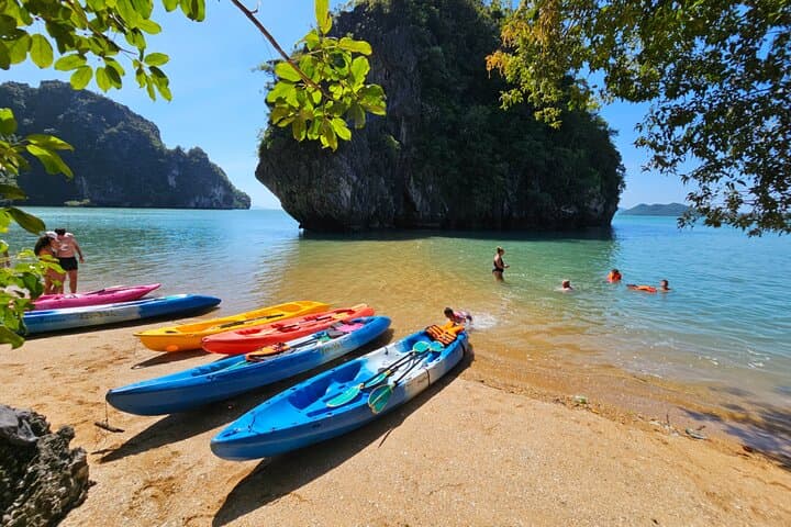 Half-Day Kayak to Talabeng Sea Cave — 3-Island Tour from Ko Lanta