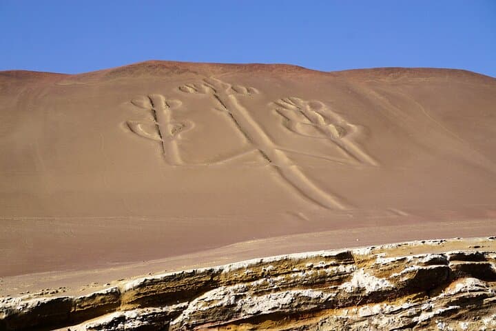 Nazca Lines and Huacachina Oasis: Private Full-Day Tour from Ica photo 2