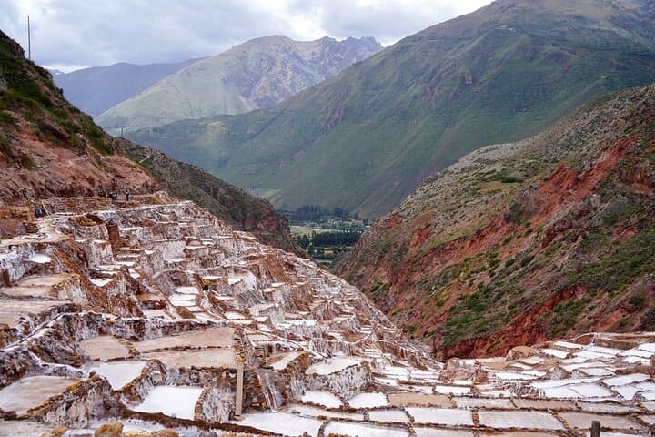 Private Full-Day Sacred Valley Tour from Cusco: Ollantaytambo, Moray & Maras