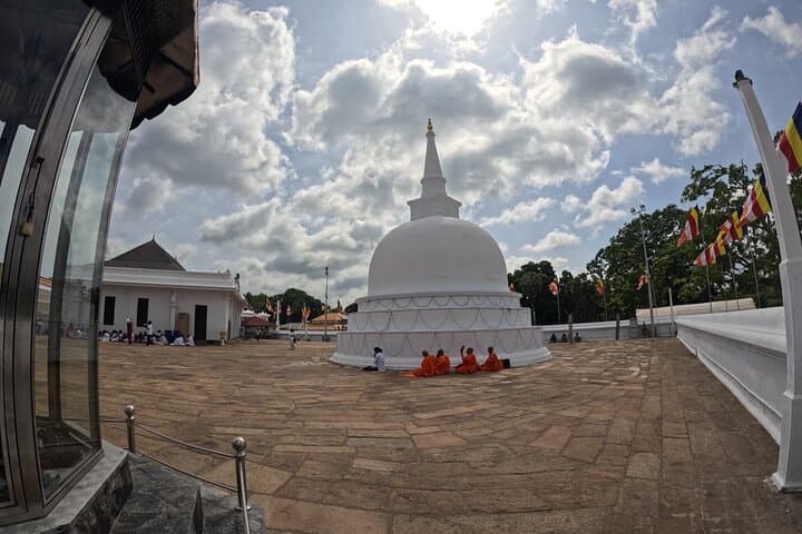 Private City Day Tour in Anuradhapura: Explore Ancient Temples & Sacred Sites photo 6