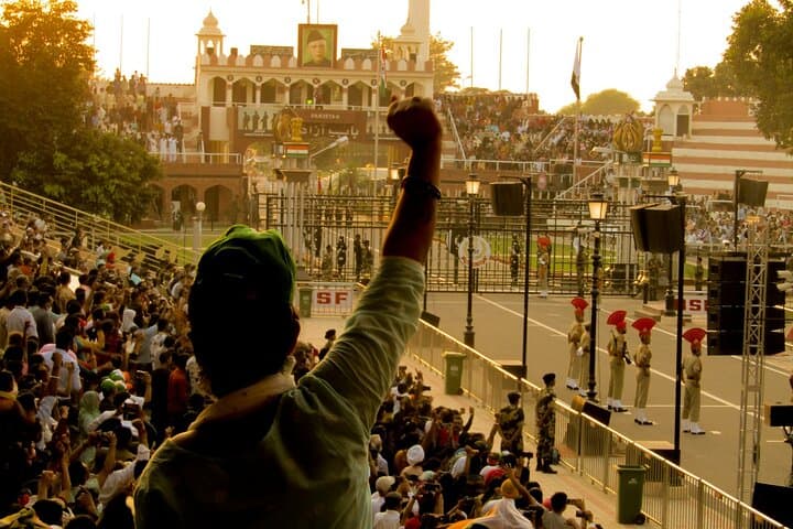 Wagah Border Ceremony: Evening Beating Retreat Experience from Amritsar photo 5