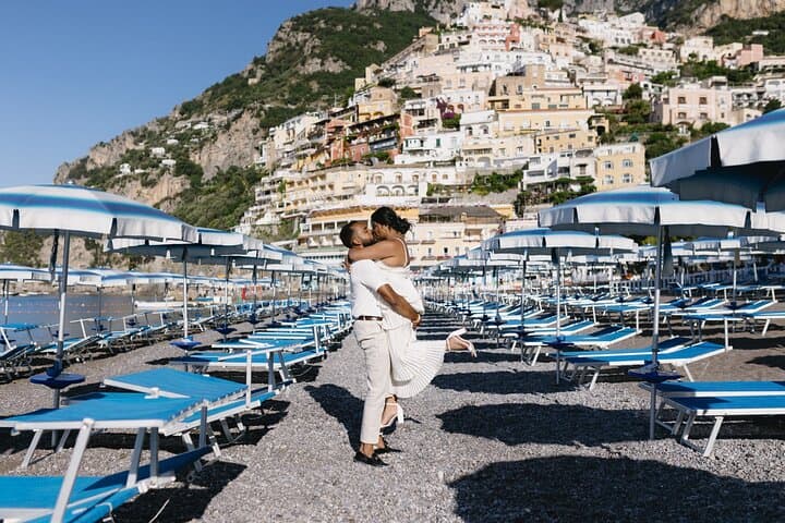 Positano Private Photoshoot — 1-Hour Beach and Village Portrait Session photo 2