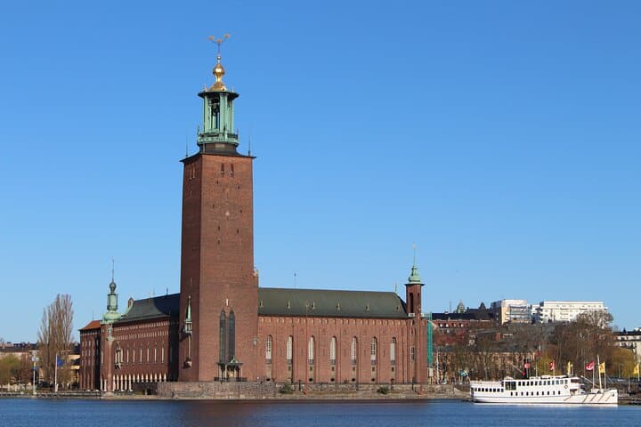 Stockholm VIP Limousine City Tour — 6-Hour Private Highlights photo 2