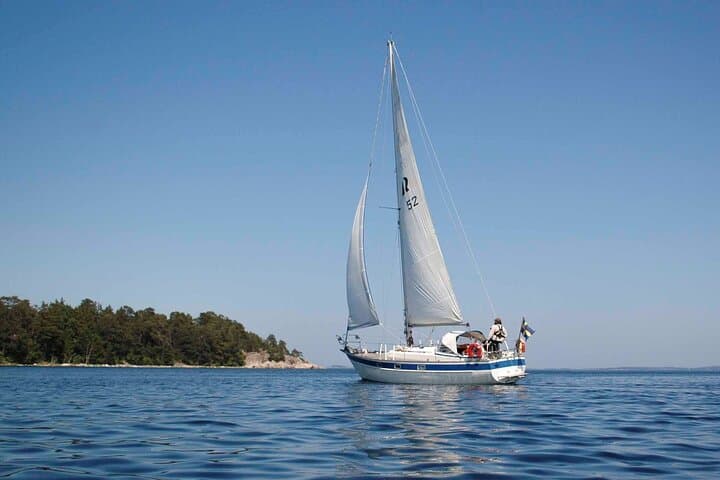 Full-Day Sailing Through the Stockholm Archipelago: Learn to Sail and Explore Remote Islands