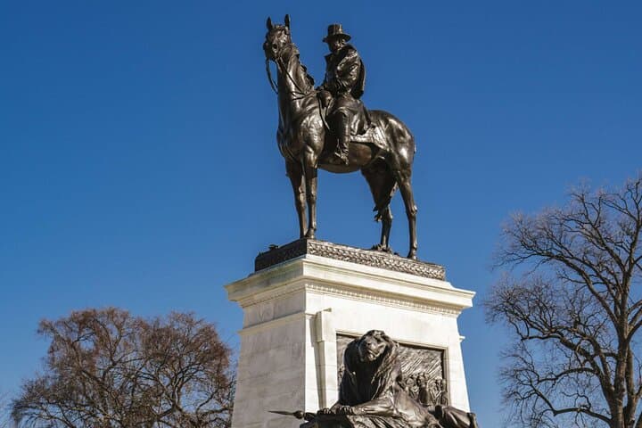 Architecture of Washington's National Mall: GPS Audio Walking Guide photo 6