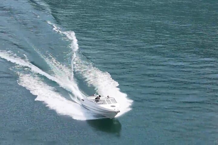 Private Lake Como Boat Tour — 5–6 Hour Luxury Cruise to Bellagio, Villas & Gorges photo 3