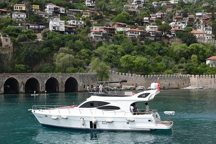 Private Yacht Tour in Alanya — 4-Hour My Dream Yacht with Lunch photo 4