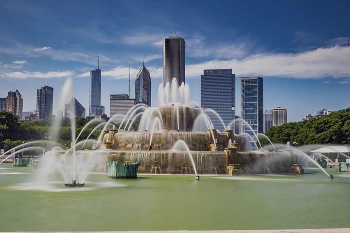 Private Chicago City Tour: Custom 3-Hour Windy City Highlights photo 4