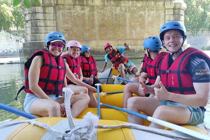 Rome Tiber River Rafting: 2-Hour Urban Rafting Adventure Past Castel Sant'Angelo photo 4