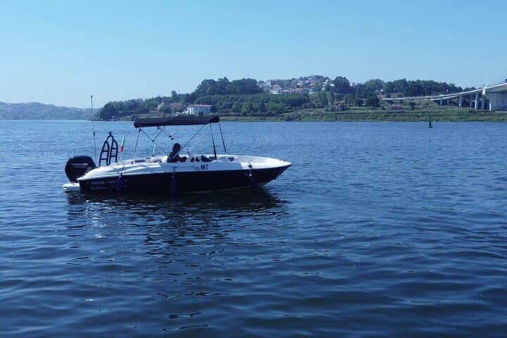 Private Douro River Boat Trip in Porto: Scenic Cruise & Port Tasting photo 6