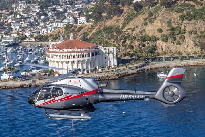 Long Beach to Catalina Island Helicopter Transfer — Avalon Scenic Flight photo 2