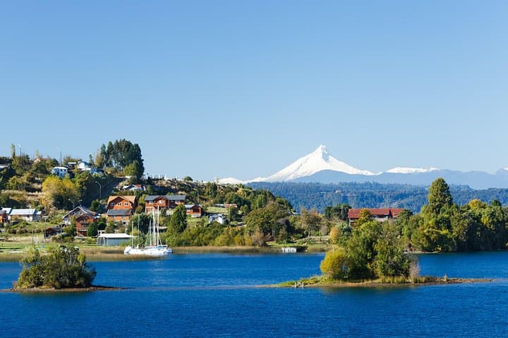 Between Lakes: Entre Lagos, Puerto Octay, Lake Rupanco and Puyehue Day Tour photo 4