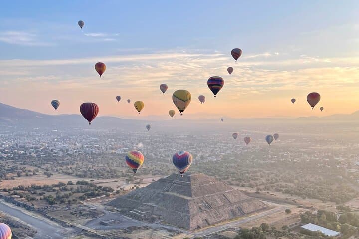Dawn Hot Air Balloon Over Teotihuacan Pyramids — From Mexico City photo 5