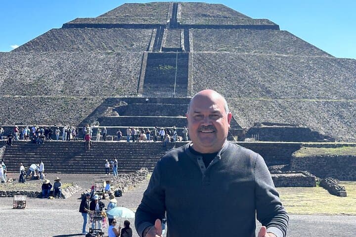 Dawn Hot Air Balloon Over Teotihuacan Pyramids — From Mexico City photo 3