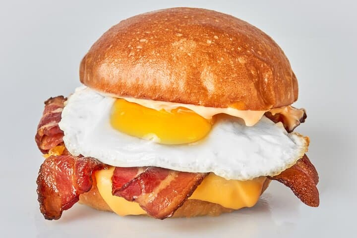 Grab-and-Go Breakfast in Times Square: USA Brooklyn Deli Quick-Bite Guide photo 3