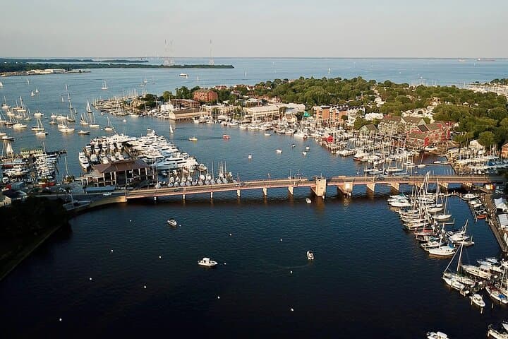 Annapolis Historic Walking Tour: Harbor, Naval Academy & City Dock Highlights photo 3