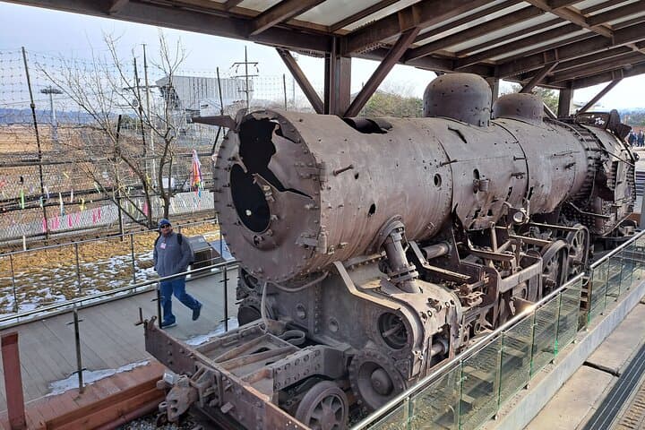 DMZ Guided Tour from Seoul: Dora Observatory, 3rd Tunnel & Gamaksan Suspension Bridge photo 6