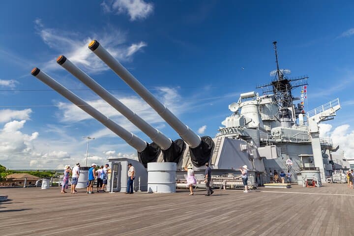 Private Pearl Harbor Tour: USS Arizona & USS Missouri Guided Excursion photo 2