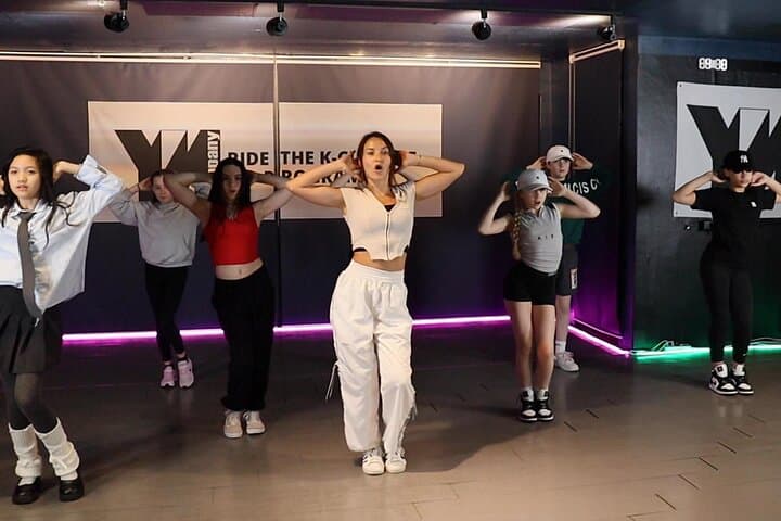 Learn K-pop Choreography in Seoul: 90-Minute Dance Class with Video photo 2