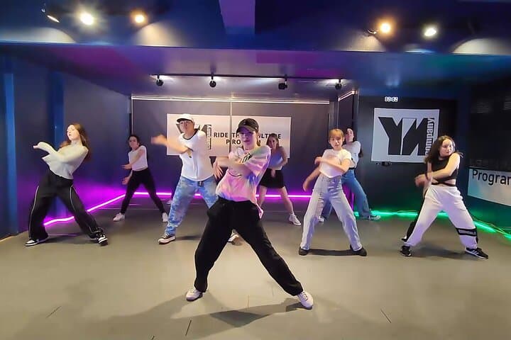 Learn K-pop Choreography in Seoul: 90-Minute Dance Class with Video photo 4