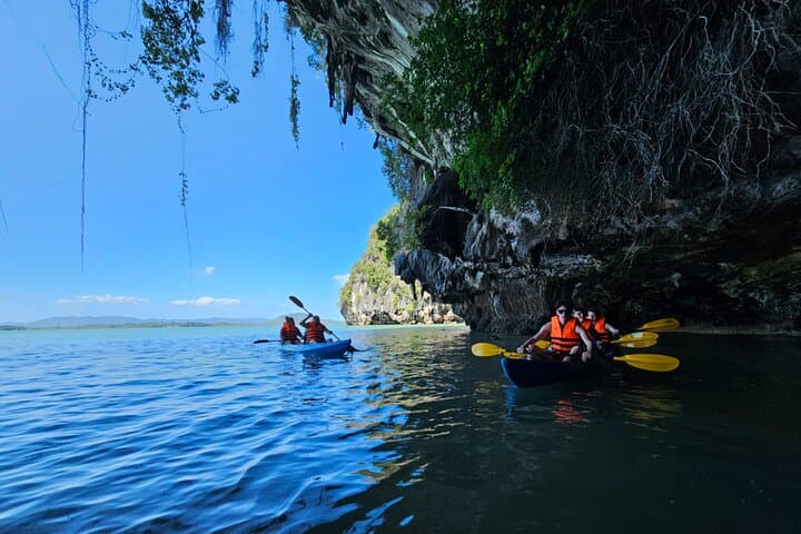 Full-Day Kayaking to Talabeng Sea Cave and Three Islands from Ko Lanta photo 4