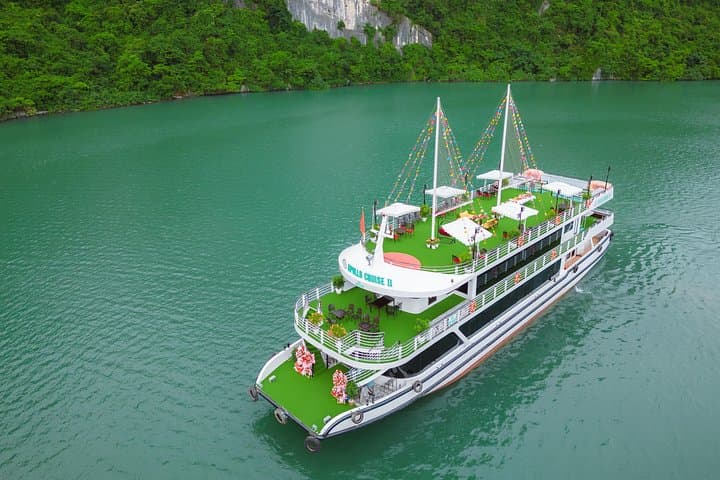 Halong Bay 5-Star Day Cruise from Hanoi — Limousine Transfer, Jacuzzi & Sung Sot Cave photo 3