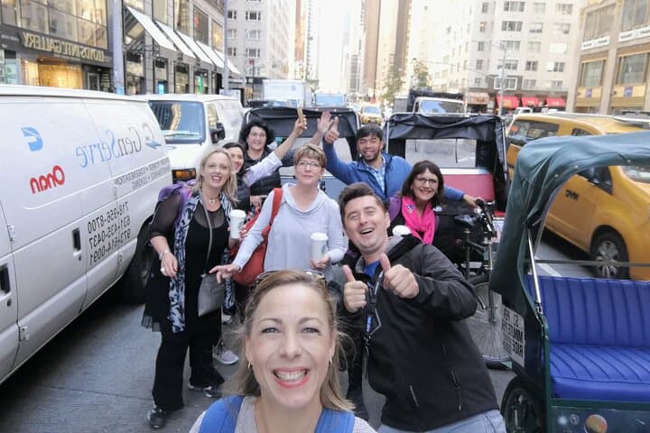 Midtown Pedicab Tour: Eco-Friendly Pedicab Sightseeing from Plaza to Times Square photo 4