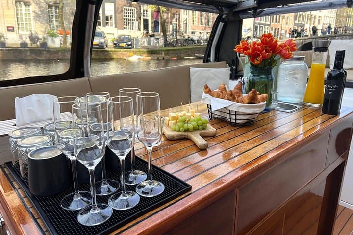 Amsterdam Morning Canal Breakfast Cruise: Prosecco and Croissants on the Canals photo 2