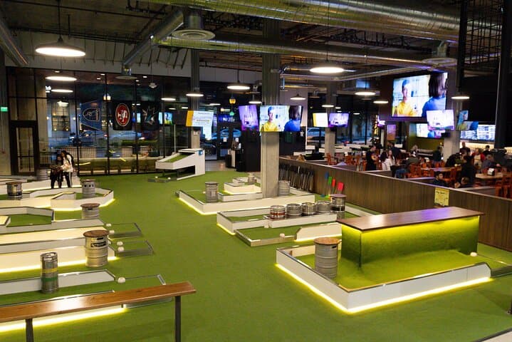 Mini Golf 9-Hole Course in Silicon Valley — Sunnyvale Indoor Putting Experience photo 4