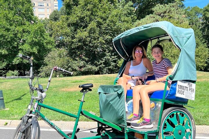 Pedicab Through Central Park: Movie Locations & Celebrity Homes Tour photo 4