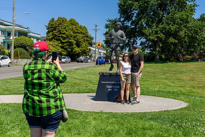 Vancouver to Victoria & Butchart Gardens Day Tour — Ferry, Harbour Sights, and 55-Acre Gardens photo 2